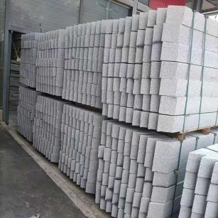 日照芝麻白树围石 树池