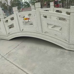 日照芝麻白拱桥，石桥