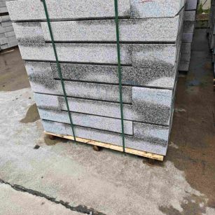 日照芙蓉白路牙石，马路牙子