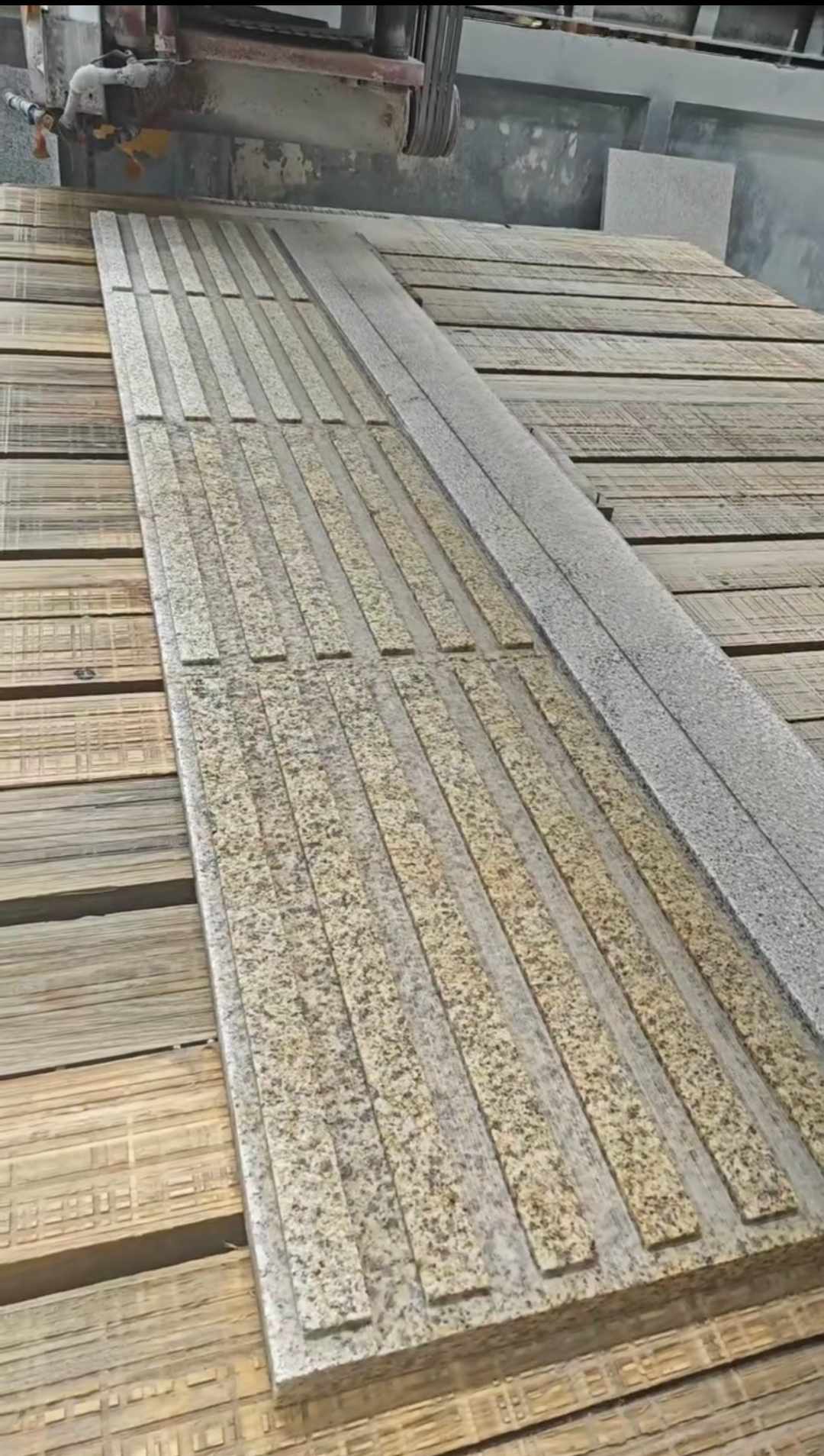 日照黄金麻盲道石 盲条